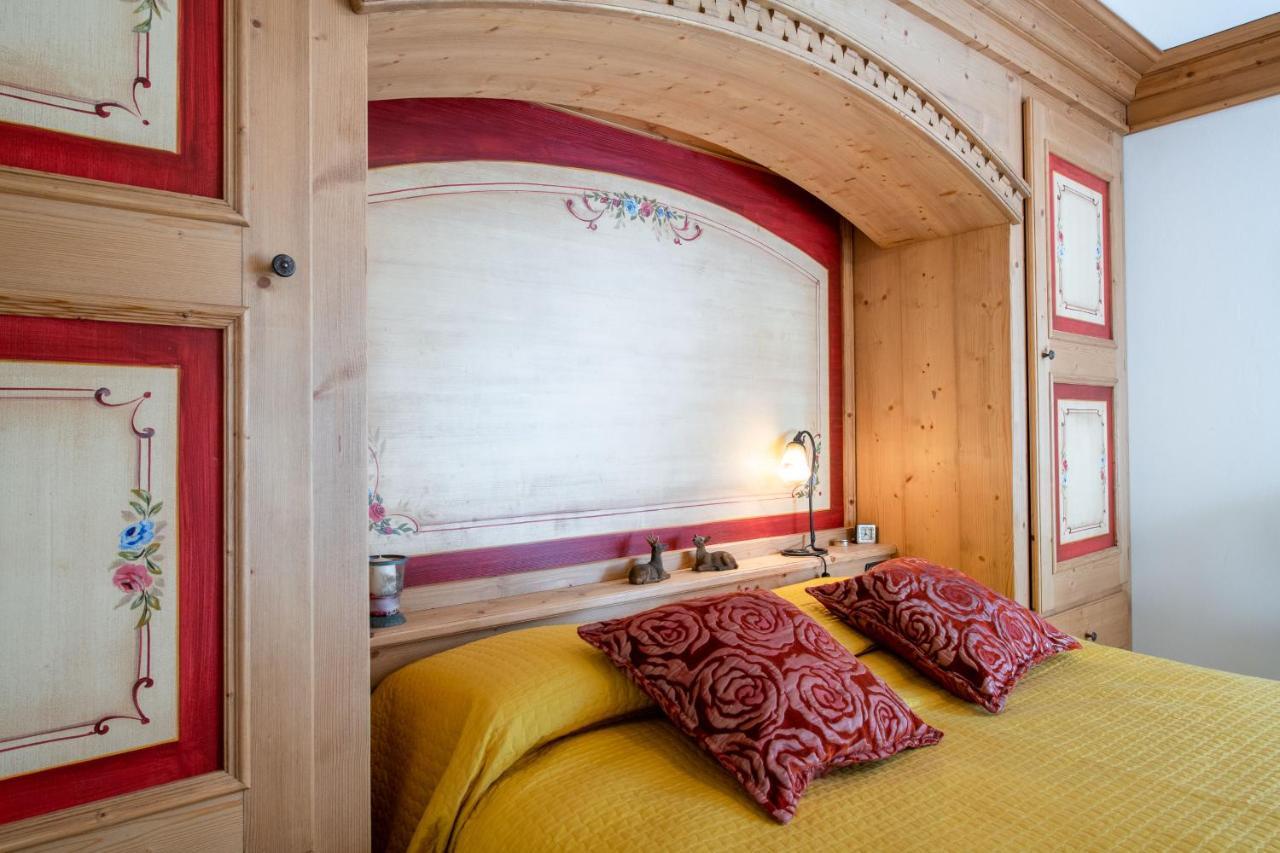 Apartment Center Madonna Di Campiglio Af Bagian luar foto