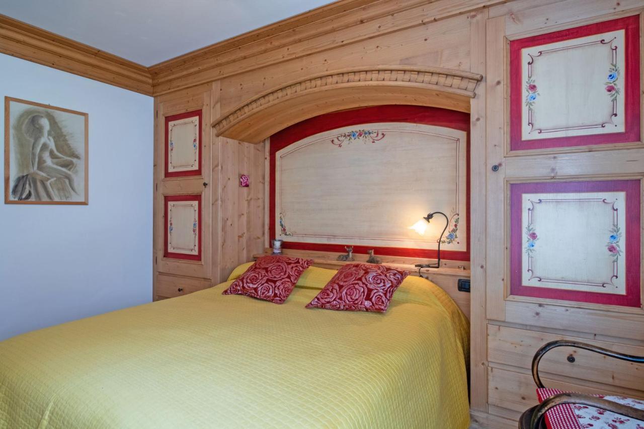 Apartment Center Madonna Di Campiglio Af Bagian luar foto